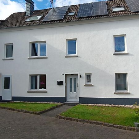 Ninas Gaestezimmer Hinterweiler Eksteriør billede